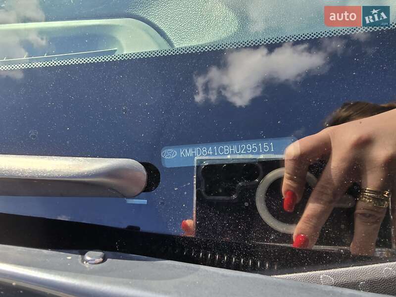 Седан Hyundai Elantra 2016 в Макарове