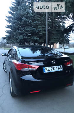 Седан Hyundai Elantra 2012 в Кривом Роге