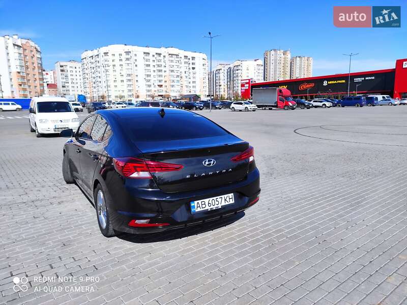 Седан Hyundai Elantra 2018 в Виннице