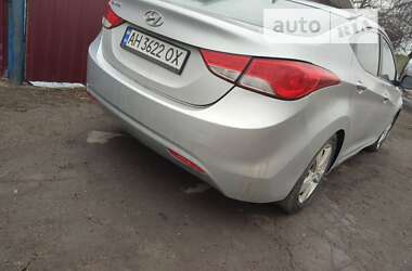 Седан Hyundai Elantra 2012 в Доброполье