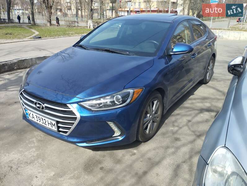 Hyundai Elantra 2016