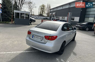Седан Hyundai Elantra 2008 в 