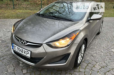 Седан Hyundai Elantra 2014 в Львове