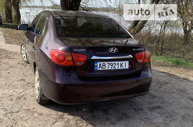 Седан Hyundai Elantra 2010 в Вінниці