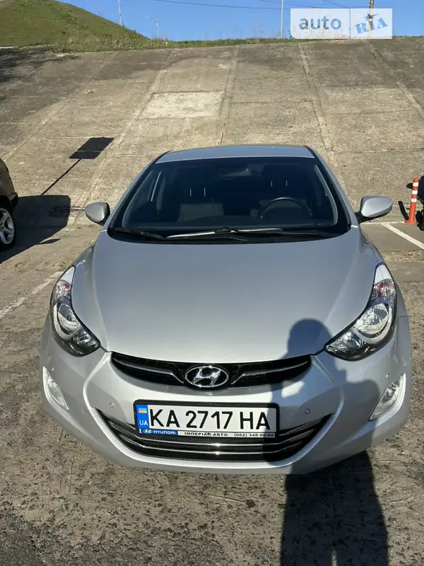 Hyundai Elantra 2013
