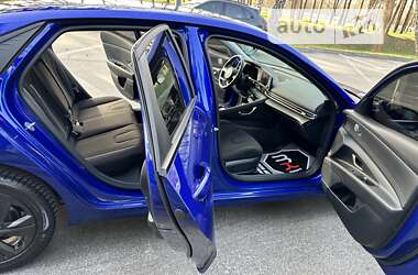 Седан Hyundai Elantra 2022 в Киеве