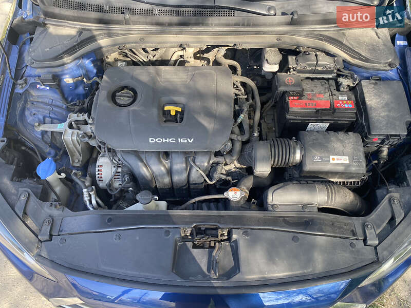 Седан Hyundai Elantra 2016 в Дніпрі фото 70 Седан Hyundai Elantra 2016 в Дніпрі