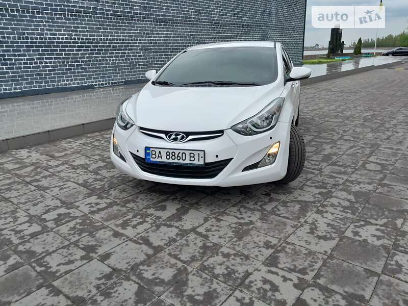 Седан Hyundai Elantra 2015 в Светловодске