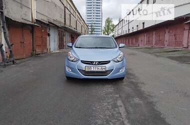 Седан Hyundai Elantra 2013 в Києві