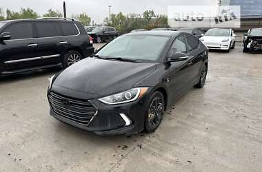 Седан Hyundai Elantra 2018 в Киеве