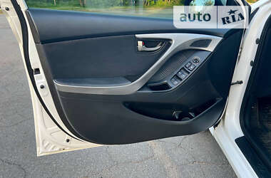 Седан Hyundai Elantra 2012 в Кривому Розі