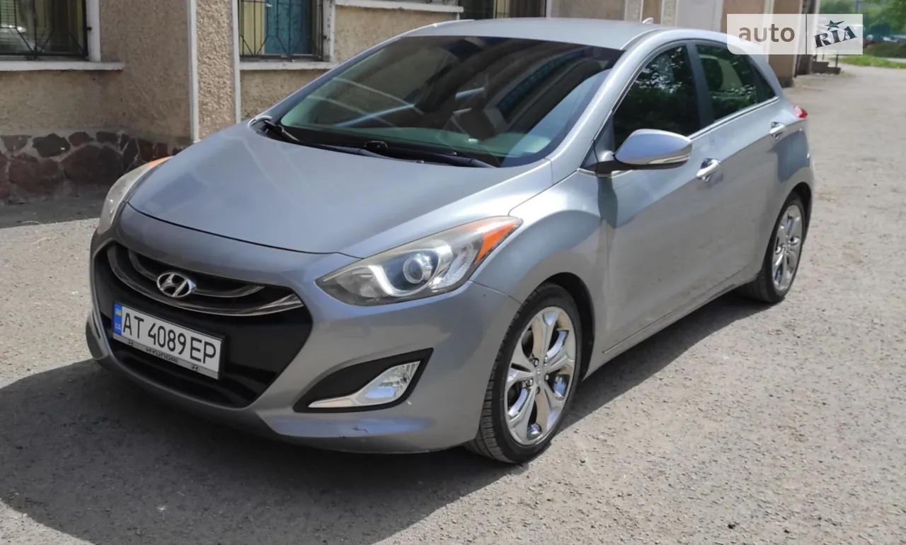2013 Hyundai Elantra - мініатюра 19