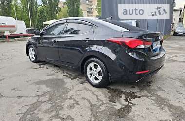 Седан Hyundai Elantra 2014 в Києві