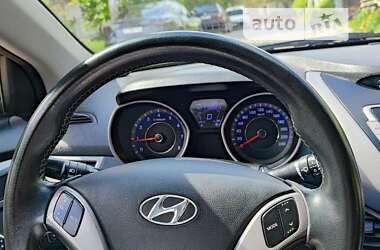 Седан Hyundai Elantra 2013 в Хмельницькому