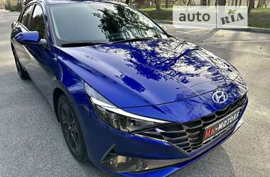 Седан Hyundai Elantra 2022 в Києві