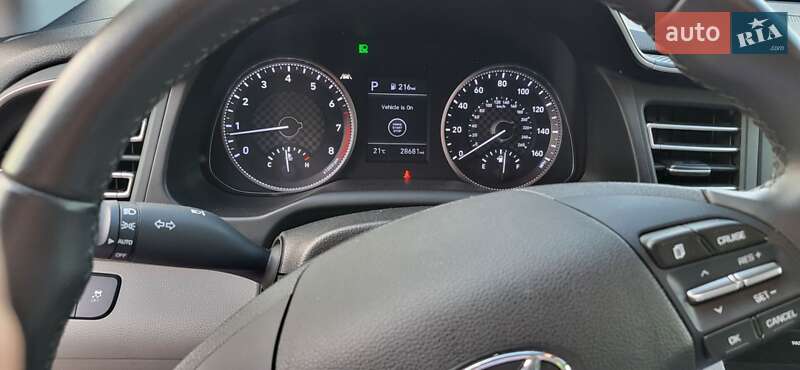 Седан Hyundai Elantra 2018 в Киеве