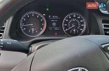 Седан Hyundai Elantra 2018 в 