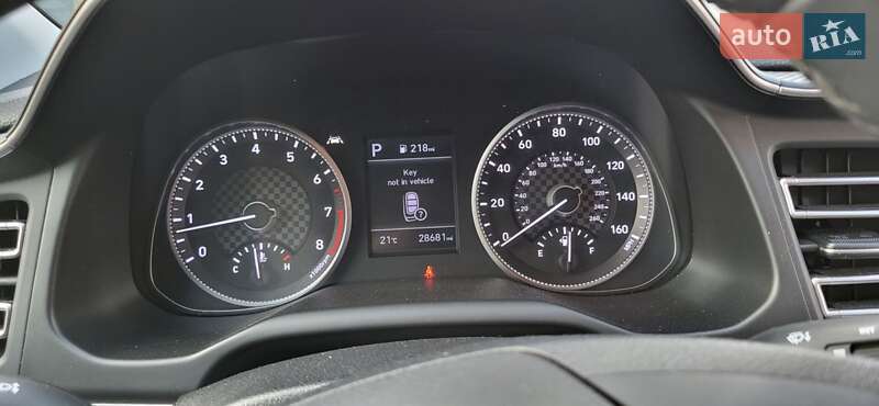 Седан Hyundai Elantra 2018 в Киеве