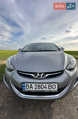 Седан Hyundai Elantra 2013 в 