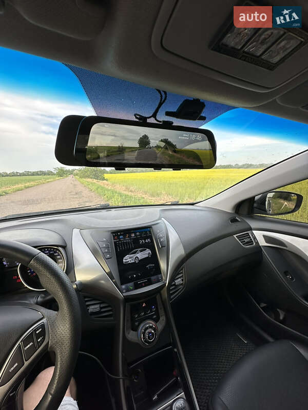Седан Hyundai Elantra 2013 в Одессе