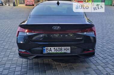 Седан Hyundai Elantra 2021 в Кропивницькому