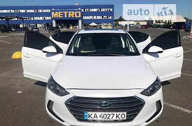 Седан Hyundai Elantra 2017 в Києві