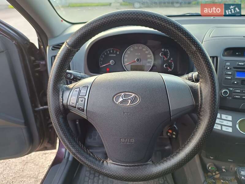 Седан Hyundai Elantra 2008 в Александрие