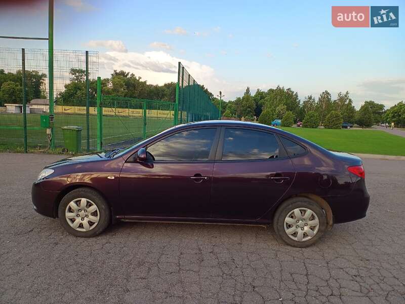 Седан Hyundai Elantra 2008 в Александрие