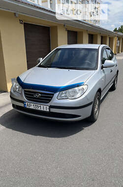 Седан Hyundai Elantra 2008 в Виннице