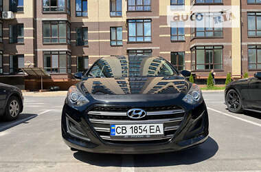 Хетчбек Hyundai Elantra 2015 в Чернігові