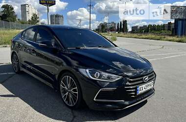 Седан Hyundai Elantra 2017 в Харкові