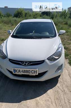 Седан Hyundai Elantra 2012 в Василькове