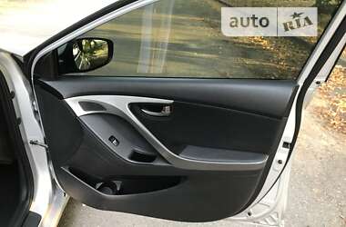 Седан Hyundai Elantra 2013 в Запоріжжі