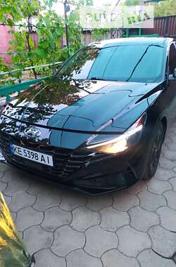 Седан Hyundai Elantra 2021 в Кривом Роге