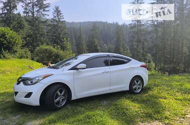 Седан Hyundai Elantra 2012 в Днепре