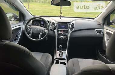 Хэтчбек Hyundai Elantra 2014 в 