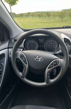Хэтчбек Hyundai Elantra 2014 в 