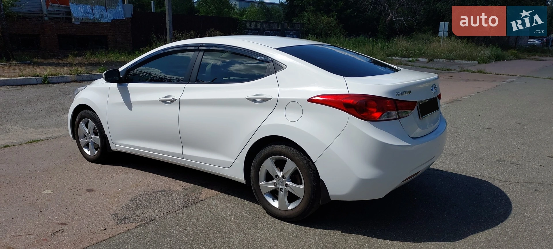 2013 Hyundai Elantra - мініатюра 5