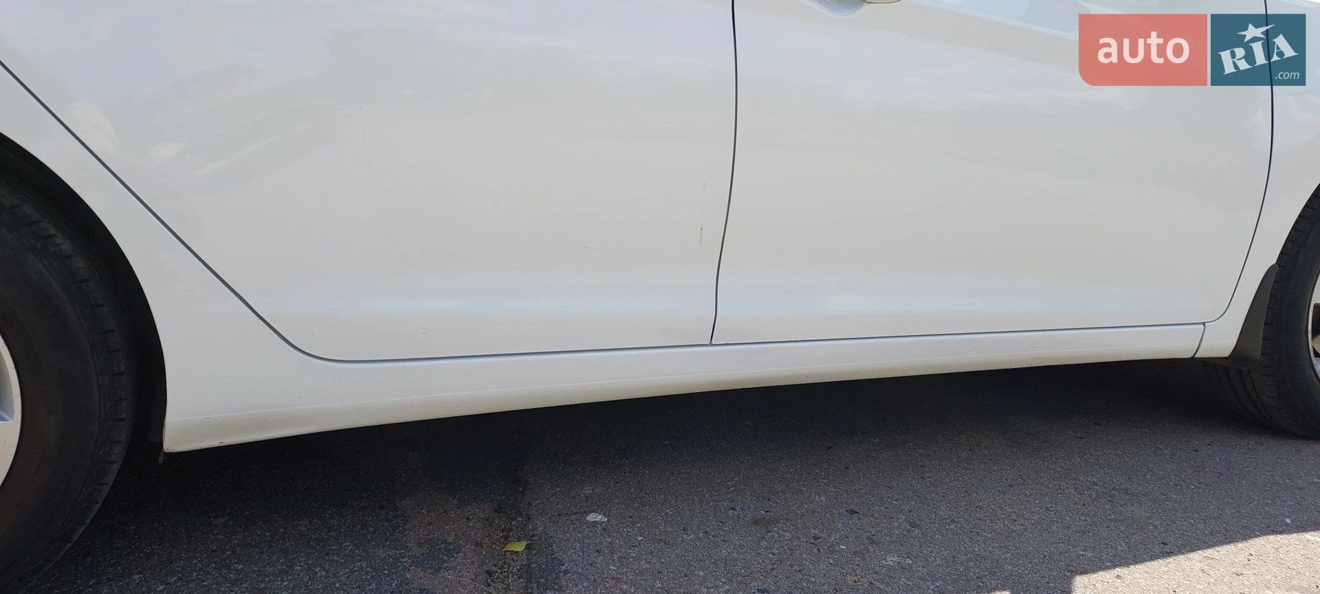 2013 Hyundai Elantra - мініатюра 17