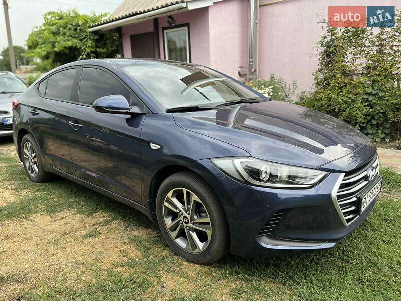 Седан Hyundai Elantra 2017 в Полтаві