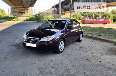 Седан Hyundai Elantra 2008 в Дніпрі