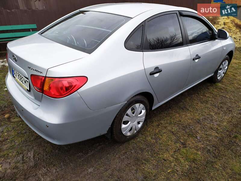 Седан Hyundai Elantra 2007 в Балаклее