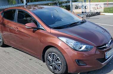 Седан Hyundai Elantra 2013 в Харькове