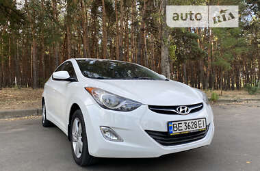 Седан Hyundai Elantra 2013 в Миколаєві