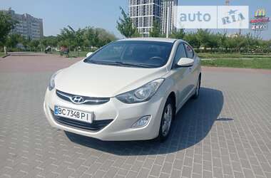 Седан Hyundai Elantra 2012 в Львове