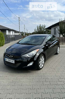 Седан Hyundai Elantra 2013 в Киеве