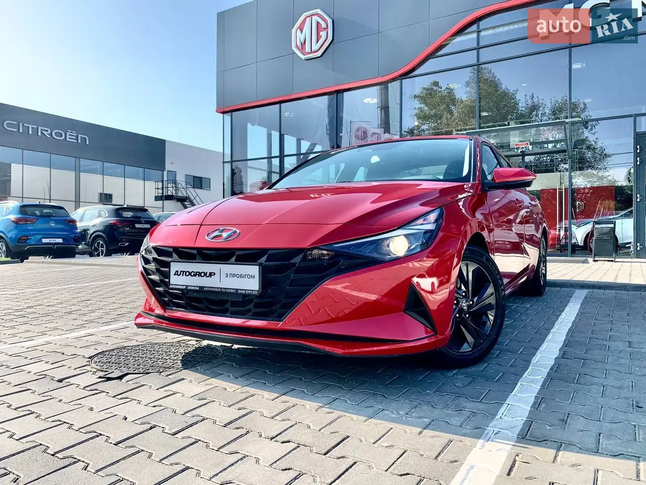 Автомобіль із США, без пробігу Україною у відмінному технічному та косметичному стані. Неймовірний червоний колір виглядає ефектно. У цій комплектації багато корисних функцій, таких як:
- утримання у смузі
- радари сліпих зон
- парктроніки
- камера заднього виду
- бездротовий CarPlay
- Навігація
та багато іншого. 
Чекаємо на тест драйв за адресою Інглеге 15в