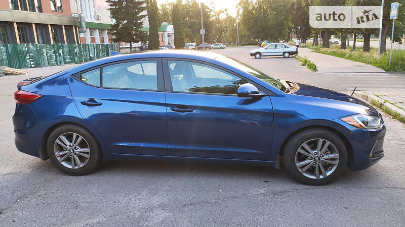 Седан Hyundai Elantra 2018 в Черкассах