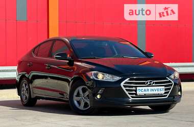 Седан Hyundai Elantra 2016 в Киеве