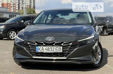 Седан Hyundai Elantra 2021 в Киеве